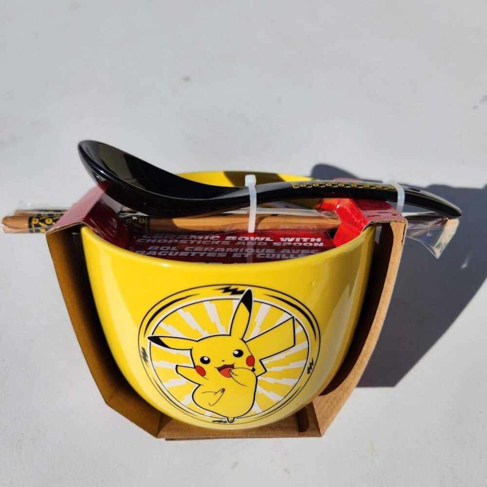 NEW Pokemon Pikachu Ceramic Ramen Bowl Chopsticks and Spoon Microwave Safe 20 oz